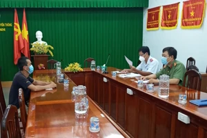 1 tài xế bị phạt 5 triệu vì đăng tin sai sự thật lên Facebook 