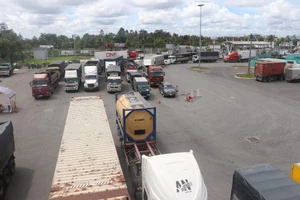 Không yêu cầu đổi tài xế, sang hàng, Bến xe Cần Thơ đã thông thoáng