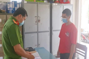 Khởi tố tài công không khai báo y tế, làm lây dịch cho 7 người