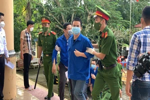 Bắt đầu phiên xử vụ Trương Châu Hữu Danh và 4 bị cáo khác