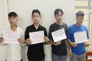 6 người đánh hội đồng 1 cô gái vì nghĩ bị nhìn đểu