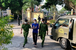 5 bị cáo vụ đốt nhà Đội trưởng hình sự quận Thốt Nốt hầu tòa