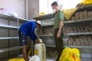 Phát hiện cơ sở sử dụng hàn the sản xuất hàng tấn chả đòn chay