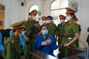 Tuyên án bà trùm buôn lậu Mười Tường