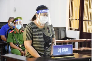 Em gái lừa chiếm đoạt sổ hồng của chị đi cầm cố tiền tỉ