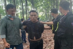 Bị truy nã ở Bình Dương, đến Đồng Tháp bắn chết người