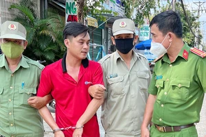 Bị từ chối tình cảm, thanh niên đâm chết tình địch