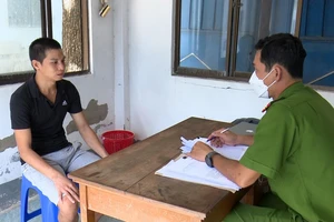 Khởi tố kẻ đuổi chém mẹ, sát hại anh