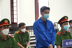 Sau lời nhắc chuyện nẹt pô xe, 2 người chết