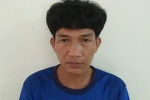 Phạt tù thợ hớt tóc dùng dao khống chế, hiếp dâm khách quen lúc nửa đêm