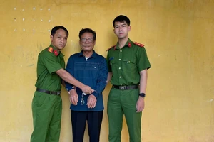 Bắt bị can tham ô tài sản trốn truy nã 30 năm trước