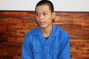 Nhờ người quen chở về nhà, bé gái 12 tuổi bị xâm hại 