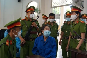 Bất ngờ lời khai của bà trùm buôn lậu Mười Tường về 470.000 USD