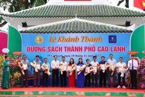 Khánh thành đường sách đầu tiên ở ĐBSCL
