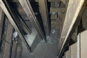 Vụ bé trai rơi xuống trụ bê tông: Đã đào đất đến độ sâu 27 m