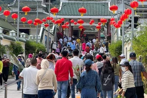 Miền Tây bội thu du lịch dịp Tết Nguyên đán 2023