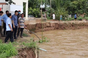  Cần 400 tỉ để xây kè chống sạt lở ở Đồng Tháp