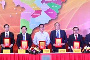 TP.HCM không thể phát triển nhanh và bền vững nếu thiếu các tỉnh ĐBSCL