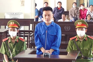 Người đàn ông bị chị ruột 'dẫn lối' vào tù 