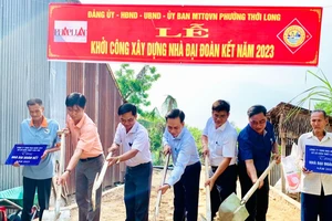 Báo Pháp Luật TP.HCM phối hợp khởi công 2 căn nhà đại đoàn kết tại Cần Thơ