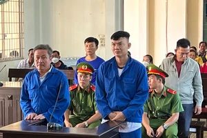 Đang làm rẫy, được em trai thuê lập 2 công ty để mua bán hóa đơn