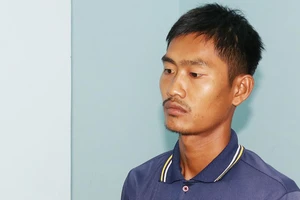 An Giang: Tạm giữ cha dượng hành hạ dã man con riêng của vợ