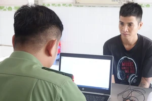 Tìm đường ra nước ngoài lao động, 5 người bị đánh đập, tống tiền