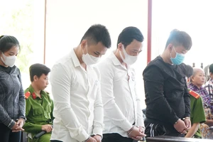 Mâu thuẫn việc đòi nợ thuê, 1 người bị bắn tử vong