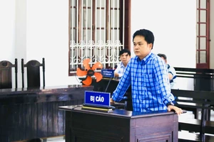 Giám đốc chiếm đoạt tiền tỉ đi đầu tư tài chính