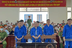 Chủ tiệm vàng cấu kết 'đầu nậu' buôn lậu vàng lãnh 9 năm tù