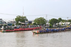 Nhiều hoạt động hấp dẫn tại lễ hội Ok Om Bok tỉnh Trà Vinh