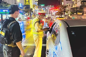 Cử tri ở An Giang đề nghị không giữ giấy phép lái xe nếu vi phạm nồng độ cồn lần đầu