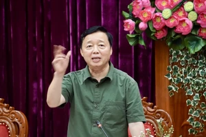 Phó Thủ tướng Trần Hồng Hà: Cao tốc thiếu cát thì chuyển hết sang cát biển