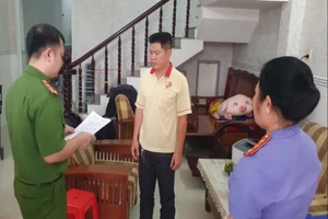 Cần Thơ: Đề nghị truy tố 1 giám đốc Trung tâm đăng kiểm và đồng phạm