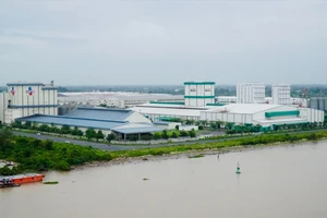 Kinh tế Vĩnh Long tăng đều cả 3 khu vực 