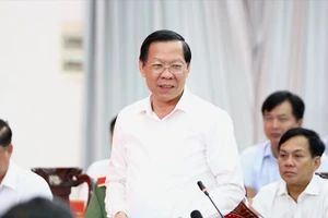 Chủ tịch Phan Văn Mãi: Nghiên cứu phương án bù giá mua cát từ Campuchia cho dự án Vành đai 3