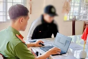 Đồng Tháp: Củng cố hồ sơ xử lý thanh niên đăng sai sự thật về Quốc kỳ Việt Nam