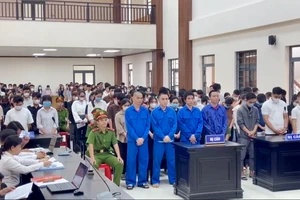 Xét xử 61 bị cáo làm hơn 1.000 bằng, chứng chỉ giả của 2 trường đại học