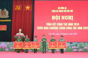Trung tướng Nguyễn Ngọc Lâm dự Hội nghị tổng kết công tác năm tại Công an TP Cần Thơ