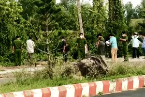 Tìm nhân thân người tử vong trong tư thế treo cổ ở Vĩnh Long