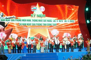 Đồng Tháp kỷ niệm 50 năm Ngày Giải phóng, hướng đến kỷ nguyên phát triển mới