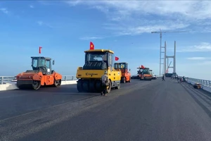 Tiến độ trên 96%, dự án cầu Rạch Miễu 2 sẽ thông xe trước Quốc khánh 2-9