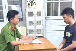 Bắt giam nam thanh niên dùng sắt đánh phụ nữ đi đường để cướp tài sản