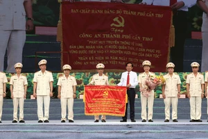 TP Cần Thơ long trọng kỷ niệm 80 năm Ngày truyền thống Công an Nhân dân