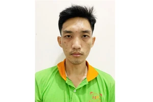 Thanh niên đột nhập cửa hàng trộm 17kg khô mực