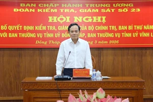 Công bố quyết định kiểm tra, giám sát đối với Ban Thường vụ Tỉnh ủy Đồng Tháp và Vĩnh Long