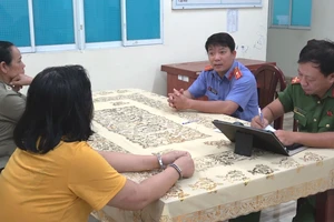 Công an tỉnh Đồng Tháp xử lý nhanh vụ la hét, đập phá tại cửa hàng trang sức 