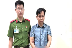 Cần Thơ: Bắt tạm giam người đàn ông sử dụng giấy chứng nhận quyền sử dụng đất giả để lừa đảo