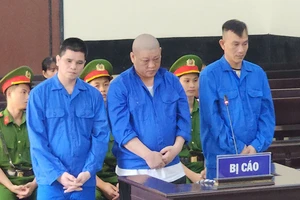 3 tài xế container nhận chở sầu riêng rồi ‘bẻ kèo’ để chiếm đoạt tài sản