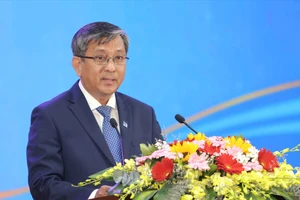 PGS TS Trần Trung Tính làm Giám đốc Đại học Cần Thơ